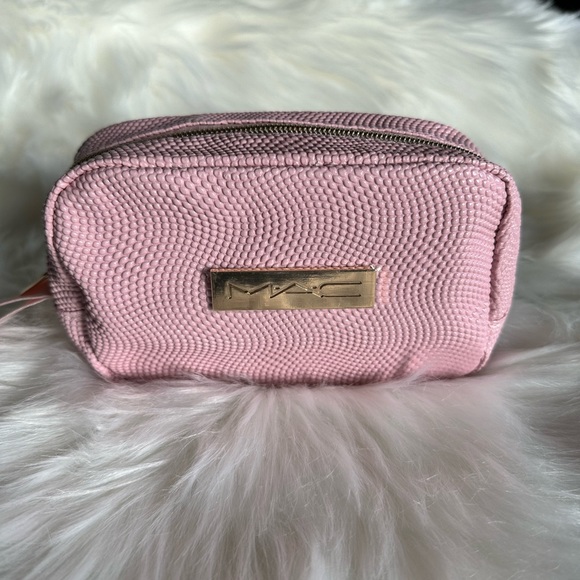 NWT💄MAC Customizable Beauty Bundle - Picture 2 of 16